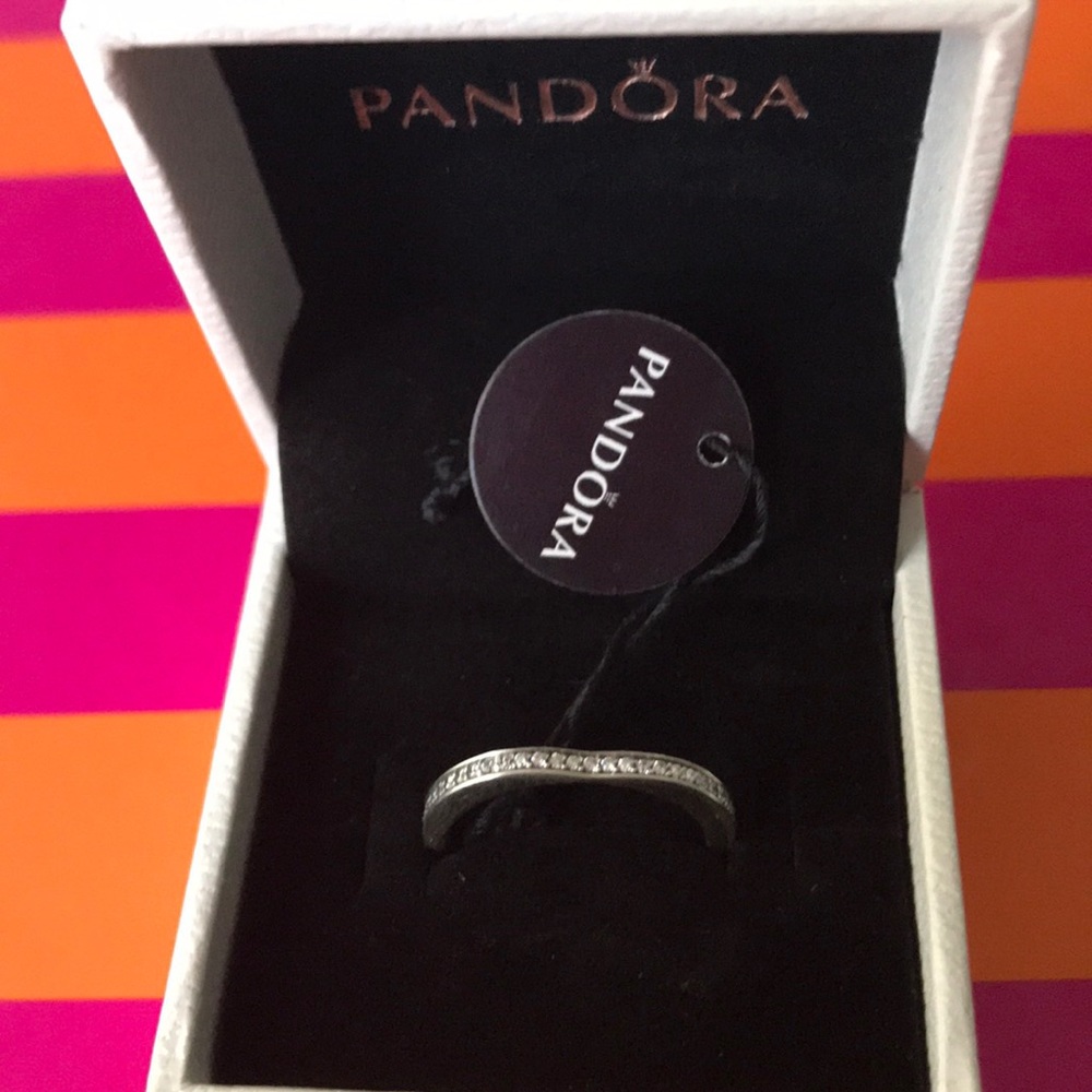 Pandora sparkling arcs of love ring, clear CZ - Picture 2 of 5